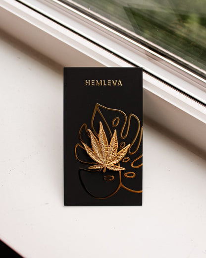 HEMLEVA Pin - Cannabis Leaf