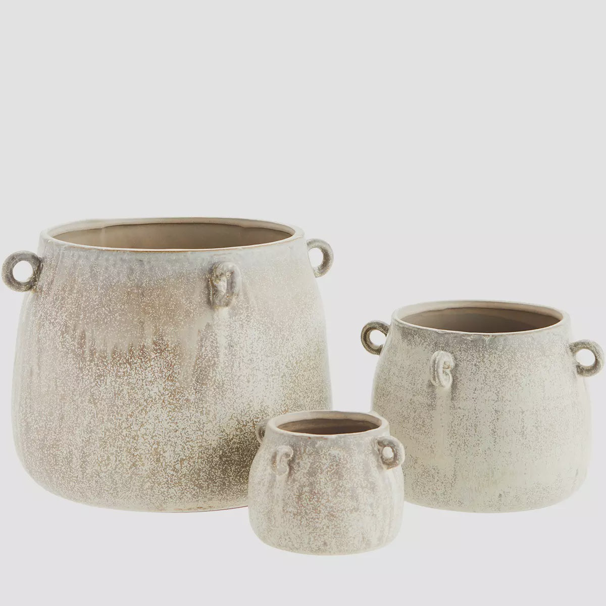Madam Stoltz - Stoneware Pot w/rings
